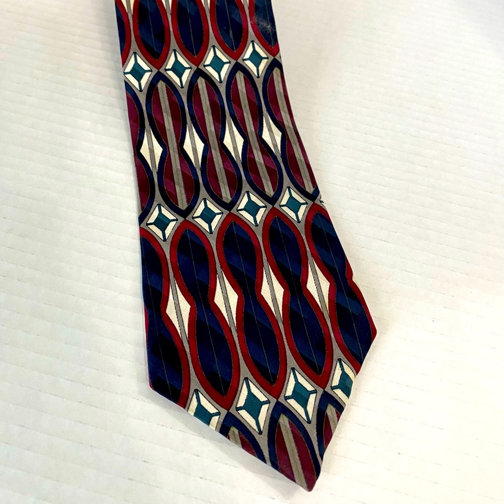 Martin Wong Silk Long Abstract USA Tie 60”